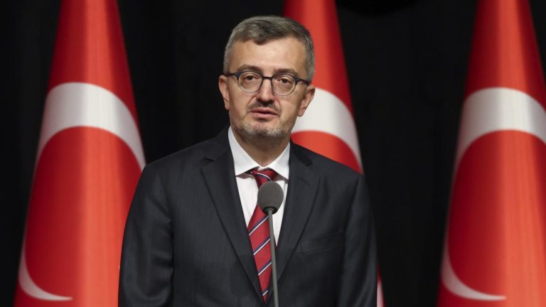 Burhanettin Duran'dan İsrail Dışişleri Bakanlığına tepki