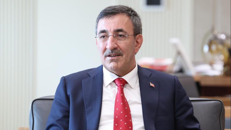 Cumhurbaşkanlığına Cevdet Yılmaz vekalet edecek