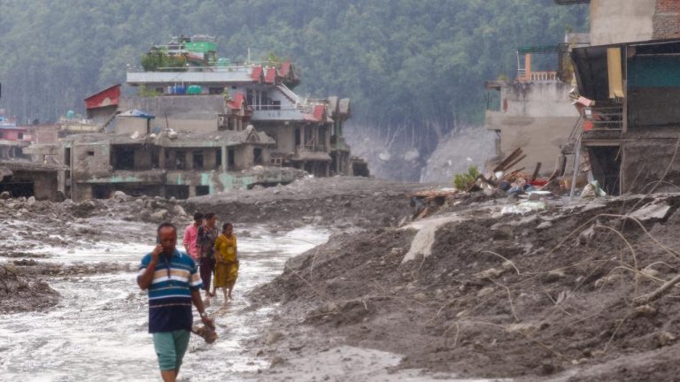 Nepal'deki selde hayatını kaybedenlerin sayısı 616'ya çıktı