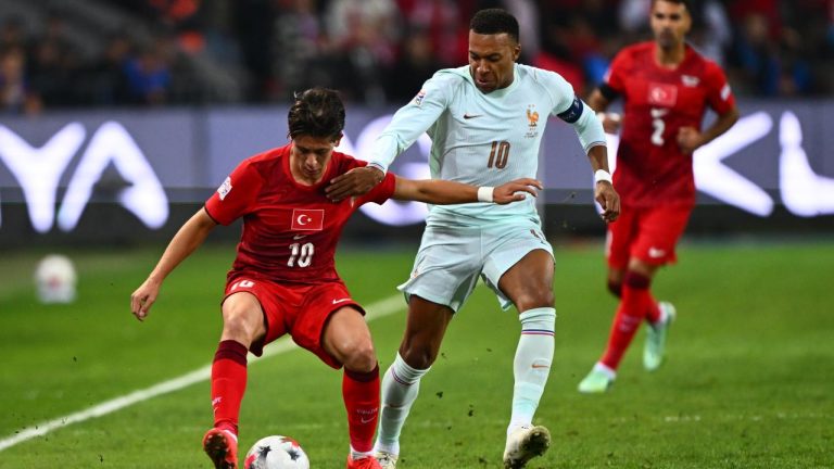 A Milli Futbol Takımımız Fransa'ya mağlup oldu