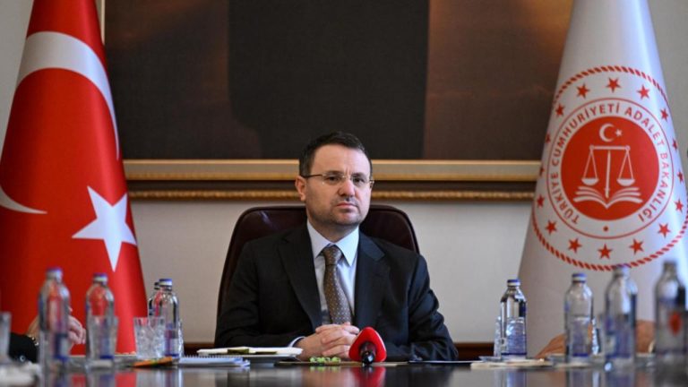 Bakan Gürlek: OVP doğrultusunda adalet hizmetlerimizin etkinliğini artıracağız