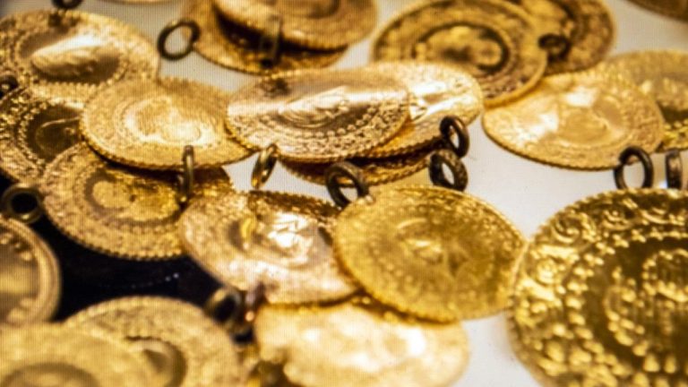 Gram altın 6 bin 885 liradan işlem görüyor