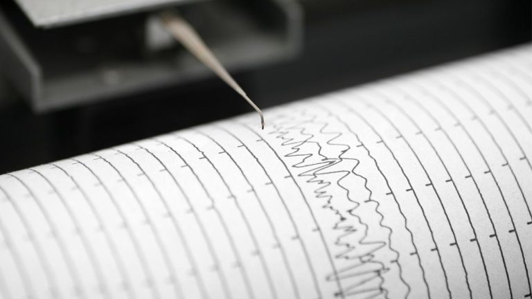 Deprem gözleminde Türkiye Avrupa'nın en büyük ağına ulaştı