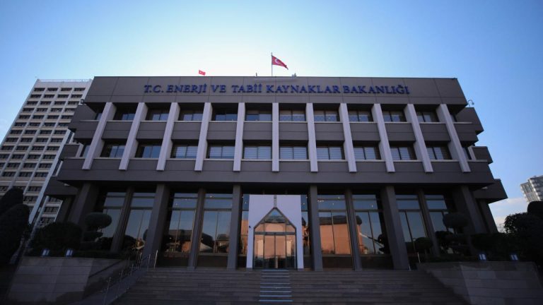 Enerji ve Tabii Kaynaklar Bakanlığının bursuna başvurular başladı