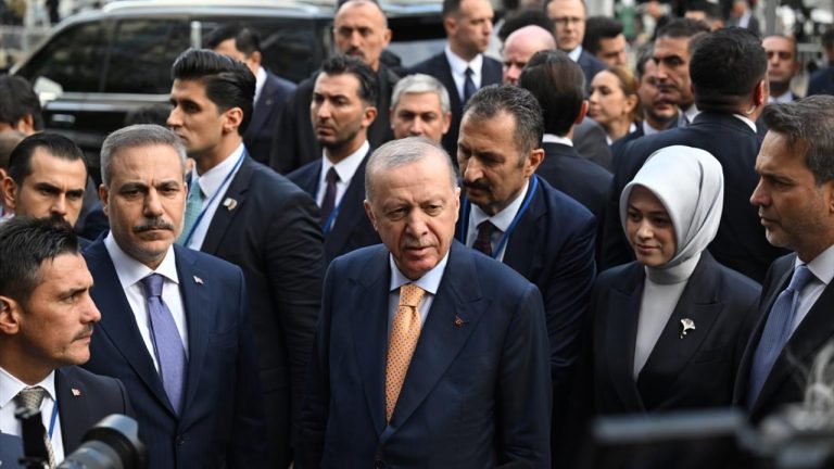 Cumhurbaşkanı Erdoğan: Körfezdeki sıkıntıları aşmaya çalışıyoruz