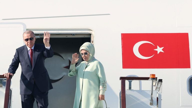 Cumhurbaşkanı Erdoğan yurda döndü