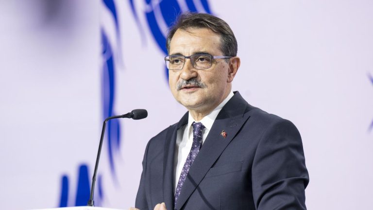 Dönmez'den yapay zeka mesajı: Türkiye direksiyonda olacak