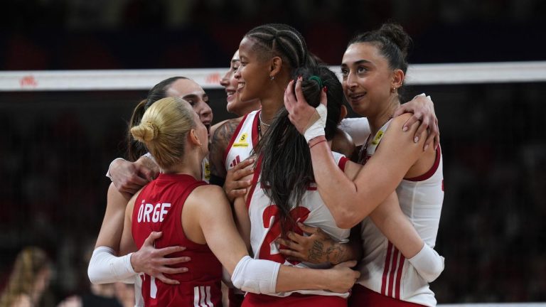 Filenin Sultanları yarı final için sahaya çıkıyor