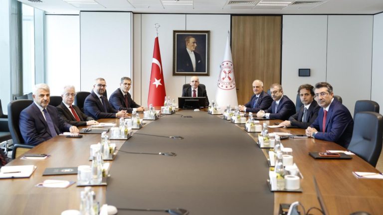 Finansal İstikrar Komitesi: Piyasalarda yapısal bir risk bulunmuyor