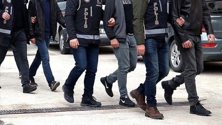 122 milyon liralık şirket vurgununda 19 şüpheli adliyede