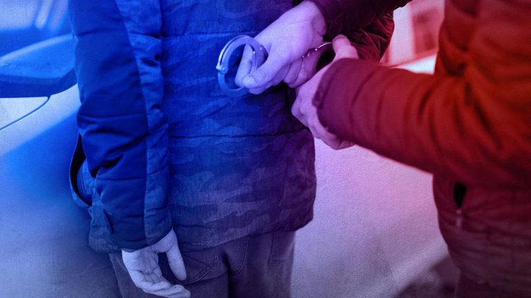 İstanbul'da zehir tacirlerine operasyon: 160 gözaltı