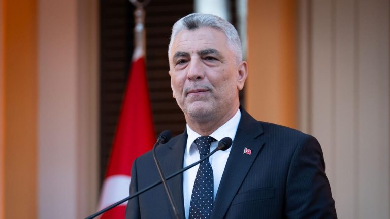 Bakan Bolat: Kadın girişimcilerimizin geniş pazarlara ulaşması için çalışmaya devam edeceğiz