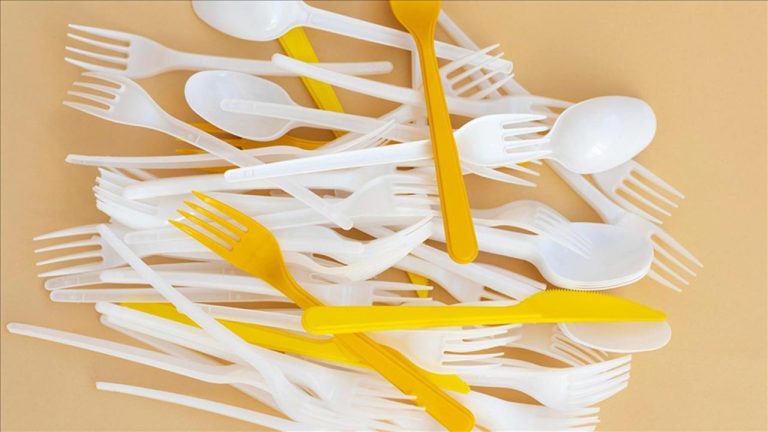 Plastiklerin insülin duyarlılığını azalttığı ilk kez insanlarda gösterildi