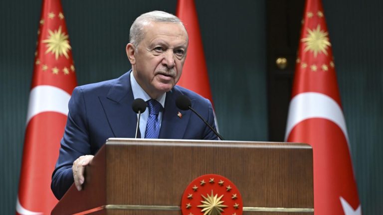 Cumhurbaşkanı Erdoğan, Roş Aşana Bayramı'nı kutladı