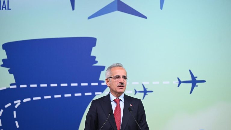 Uçuş Rehberim sayesinde yolcuların birçok hizmete erişilebiliyor