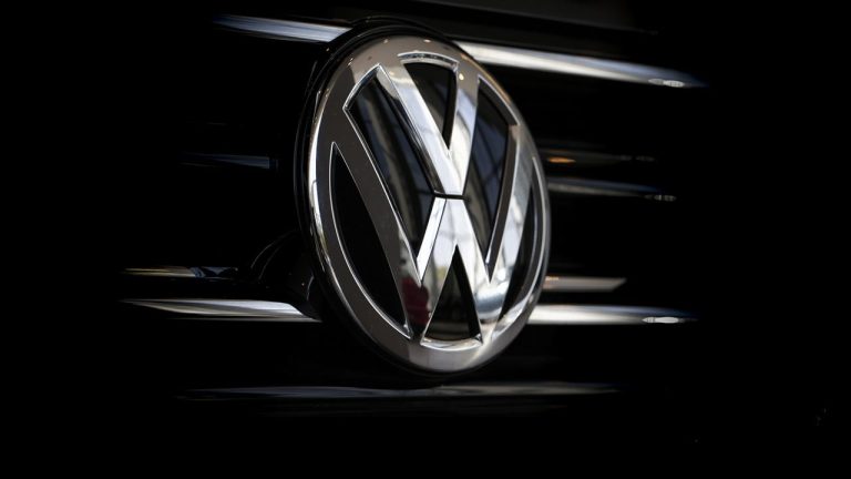 Volkswagen, direksiyon sorunu nedeniyle ABD'de 208 binden fazla aracını geri çağırıyor
