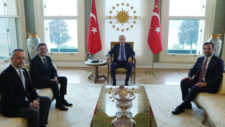 Cumhurbaşkanı Erdoğan, Çekmeköy Belediye Başkanı Çerkez'i kabul etti