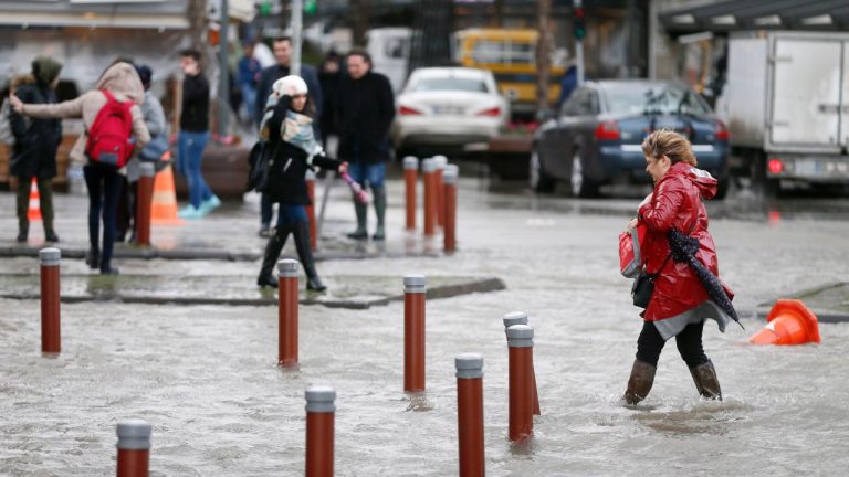 Meteorolojiden kuvvetli yağış, fırtına ve kar uyarısı