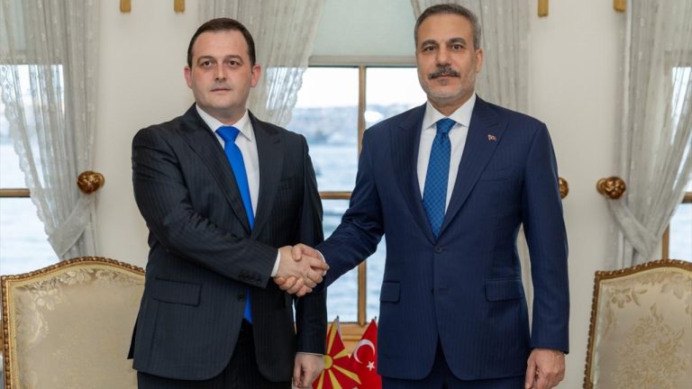 Dışişleri Bakanı Fidan'dan diplomasi trafiği