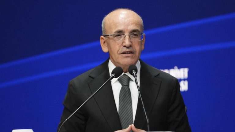 Bakan Şimşek: Dezenflasyon süreci, savaş etkisiyle yavaşlasa da mücadeleden vazgeçmedik