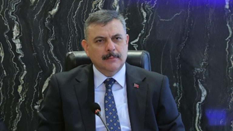 Bakan Çiftçi: Enkazdan çıkarılan vatandaşlarımızın sayısı 11'e yükseldi