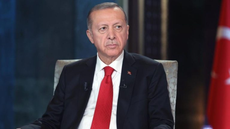 Cumhurbaşkanı Erdoğan vefatının ikinci yılında Recai Kutan'ı andı