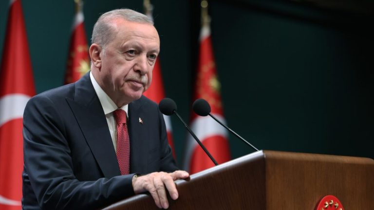 Cumhurbaşkanı Erdoğan, Azerbaycan'ın Bağımsızlık Günü'nü kutladı
