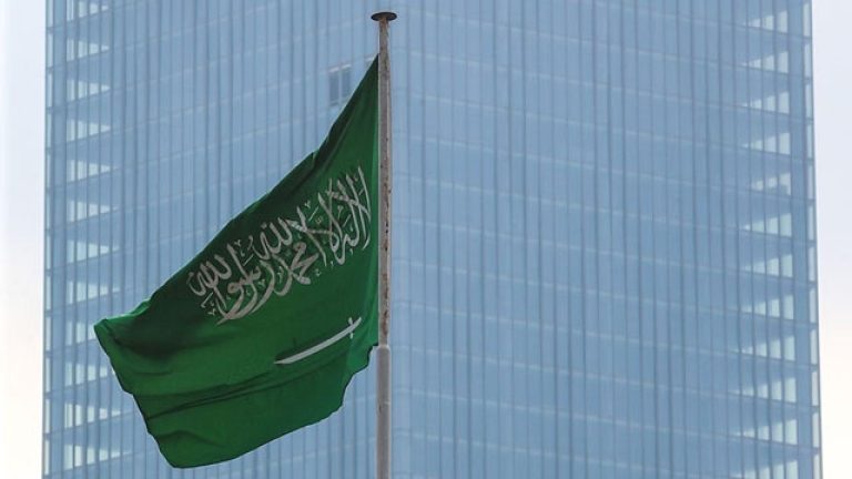 Suudi Arabistan: Şeybe petrol sahasını hedef alan saldırıda 2 kişi öldü