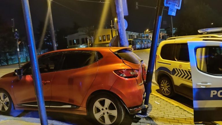 'Dur' ihtarına uymayan alkollü sürücüye 420 bin lira ceza